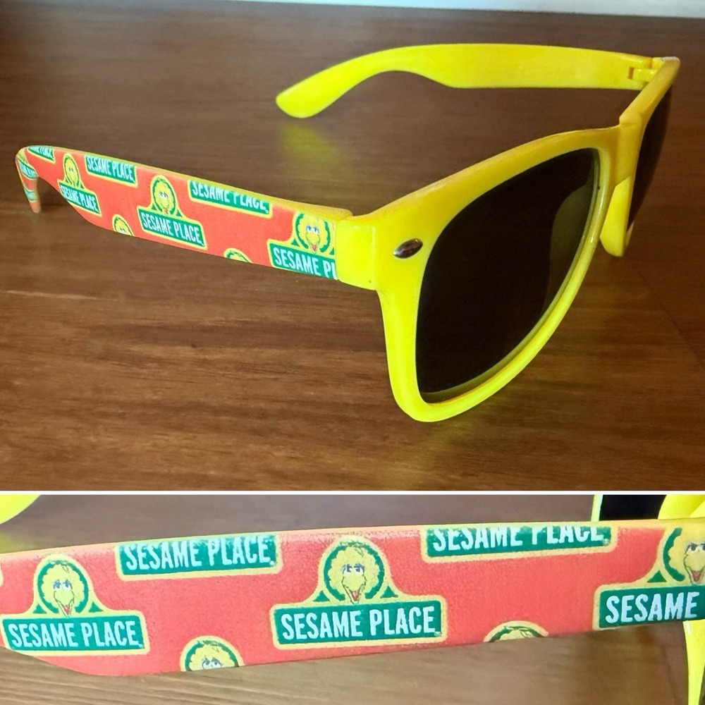 Sesame Place Street Sunglasses Yellow Big Bird Exclusive Retro-Style Unisex Adul